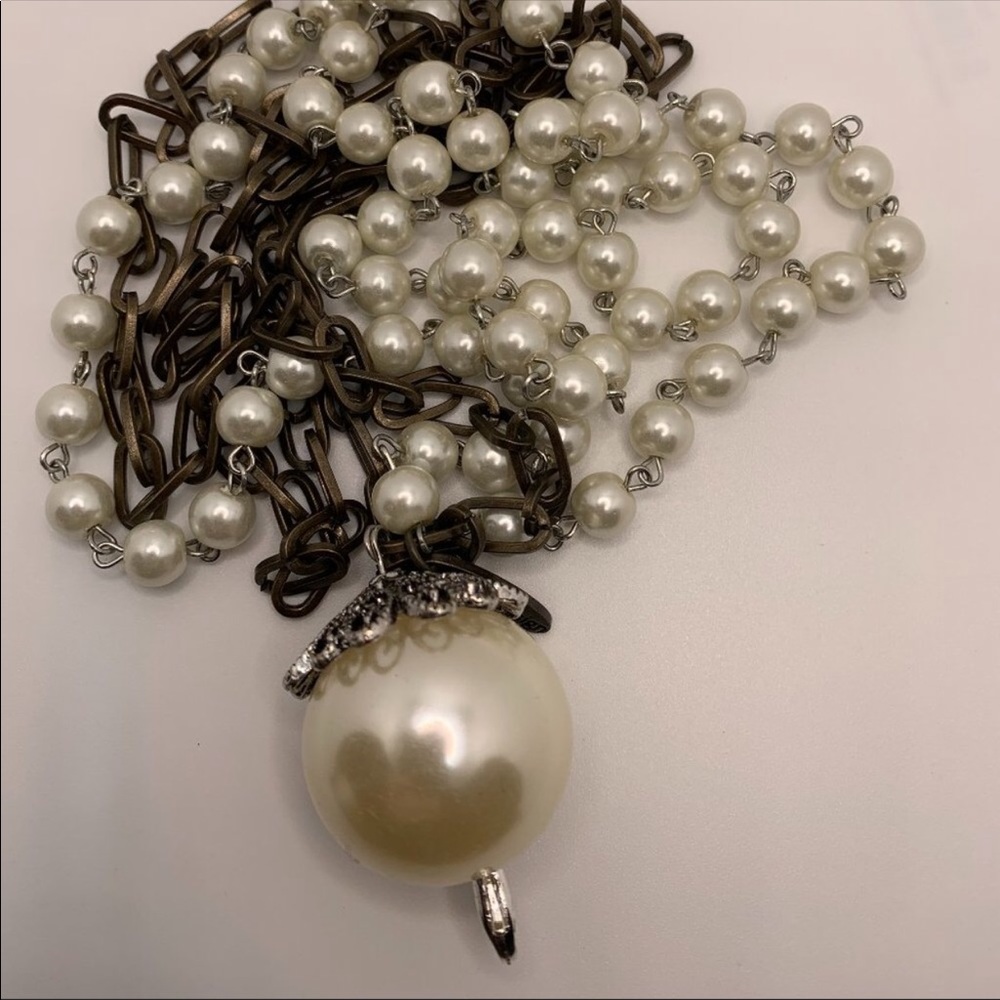Plunder pearl necklace